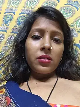 Stripchat Live Sex Cam of Gud_girl_Nilu