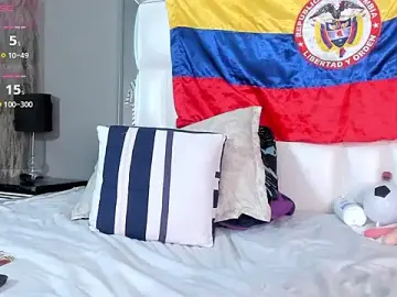 Stripchat Watch Live Sex Cams of MILF_AURORA