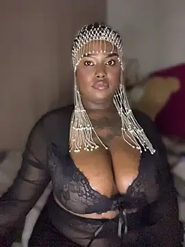 Stripchat Live Sex of QUEEN_NOBUHLE_FEMDOM_777