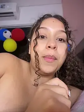 Stripchat Adult Webcams of Shara_dreams