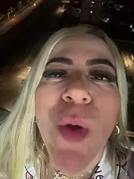 Stripchat Private Sex Chat of LARIANA_RIVERA23