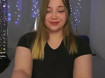 Stripchat Free Live Porn of CuteSharloti