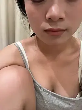 Stripchat Nude Webcam of qingzi1218