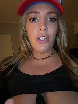 Stripchat Watch Live Sex Cams of hollyharmd
