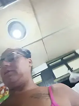 tugordita-hot from stripchat