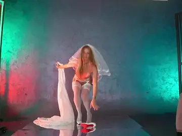 eva_fashionista from stripchat