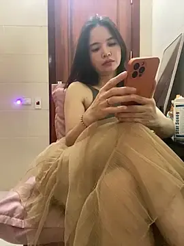 Stripchat Adult Webcam of LiLi-Kirix99