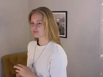 Stripchat Watch Live Sex Cams of Tiffany__Long