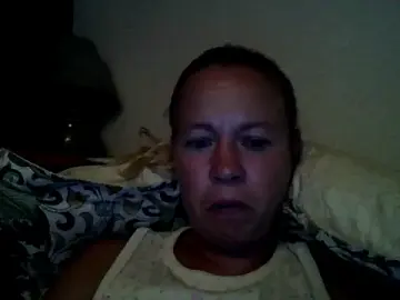 Stripchat Sex Cam of jennyblondeuk