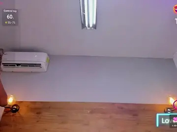 MOONWUW from stripchat