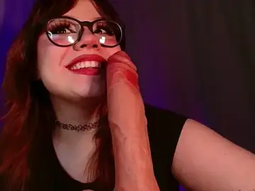 Stripchat Live Sex Cam of WendyCherryy