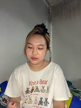 Stripchat Live Sex of Almira6868
