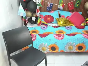Stripchat Free Porn Cam of Cloe_35