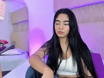 Stripchat Free Live Porn of _kyraa_