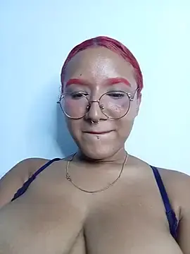 Stripchat Live Sex of Lucero_777
