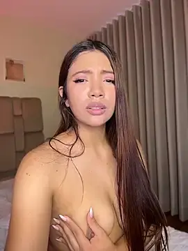 Stripchat Sex Cam of Pushaina__1