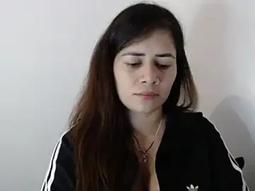 Stripchat Live Sex Cam of Luna_zoe