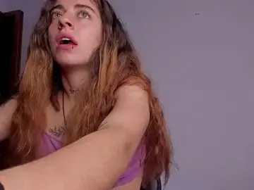 Stripchat Live Sex Cam of star_shooting8