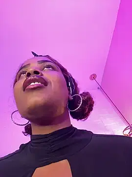 Stripchat Adult Webcams of Ayla_Noir