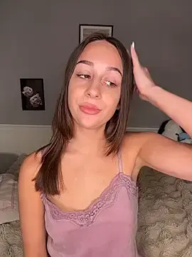 Stripchat Sex Cam of ChiaraMauzi