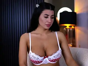 TanyaVonDe from stripchat