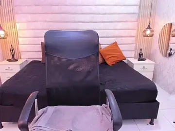 Stripchat Free Porn Cam of ariaa_belle