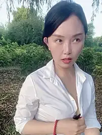 Stripchat Live Sex Cam of lylxili