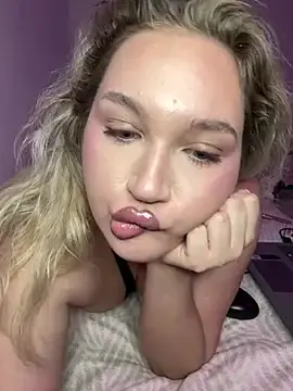 Stripchat Adult Video Chat of Ashleyy_Diamond