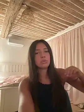 Stripchat Free Porn Cam of lolafontaine2