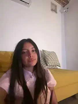 lolafontaine2 from stripchat