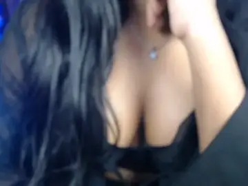 Stripchat Adult Webcam of Rashiii_