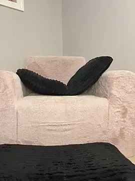 Stripchat Free Porn Cam of __suki