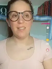 Stripchat Live Sex of SofiEsteves