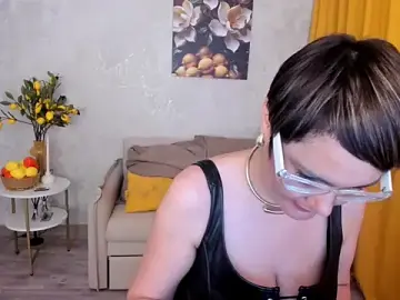 MayaNoire from stripchat