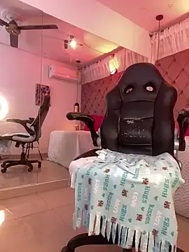 Stripchat Best live sex cam show of Auri__