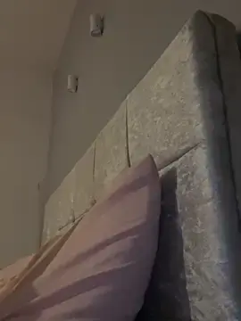 Stripchat Free Porn Cam of Poppylooloo