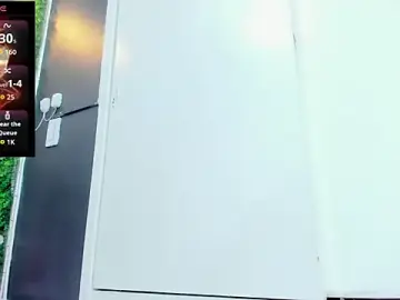 Stripchat Sex Cam of Camila_Tits