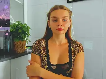 Stripchat Live Porn of Molly_sweetie