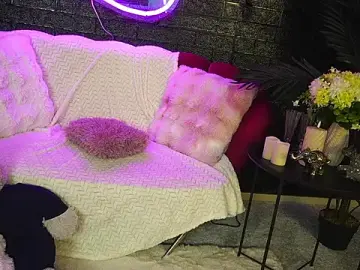 Stripchat Live Sex Cam of Misty_Joys