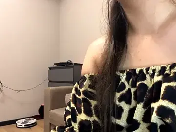 Stripchat Live Porn of MidnightClover