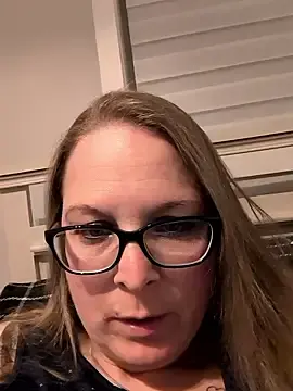 Stripchat Live Sex Cam of Sparkle99999