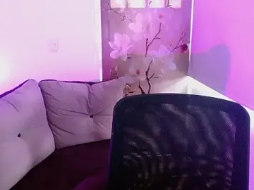 milfrousse from stripchat