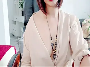 Stripchat Free Porn Cam of Miu-Le