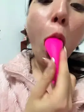 Stripchat Best Webcam of mileidy0106