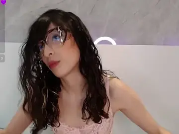 Stripchat Free Live Porn of EmiliaBell_