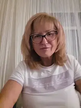 Stripchat Free Porn Cam of -LindaKing-