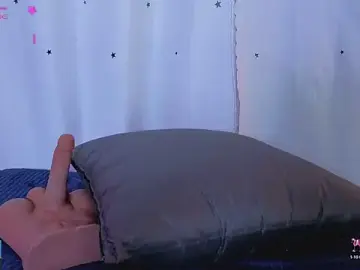 Stripchat Sex Cam of Jessi_Walker