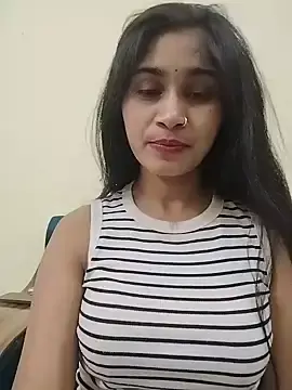 Stripchat Free Porn Cam of Naughty_Kiara_