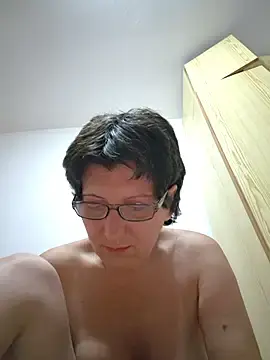 Stripchat Live Sex Cam of Vera_Elle
