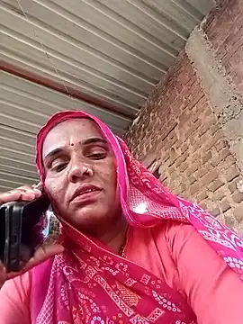 Muskan44s from stripchat